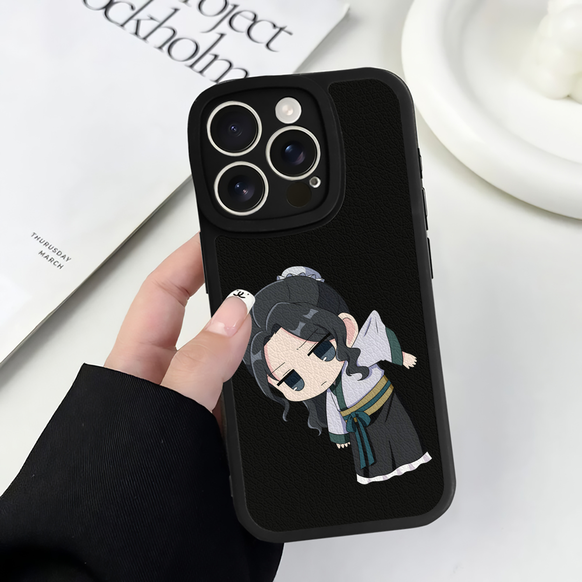 薬屋のひとりごと The Apothecary Diaries 【iPhone 16シリーズ対応】シリコンスマホケース（レザー調） 材質：シリコン